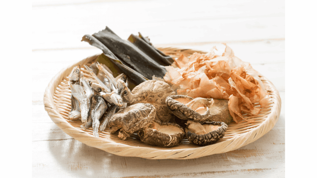 出汁の種類ガイド|昆布・かつお・煮干し・椎茸まで