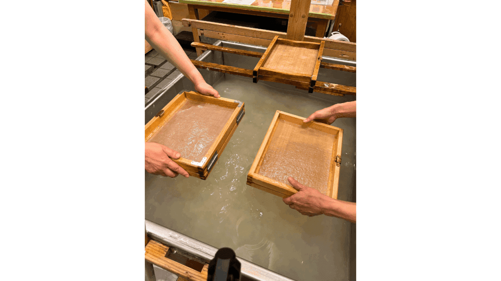 小津和紙：和紙体験工房：紙漉き